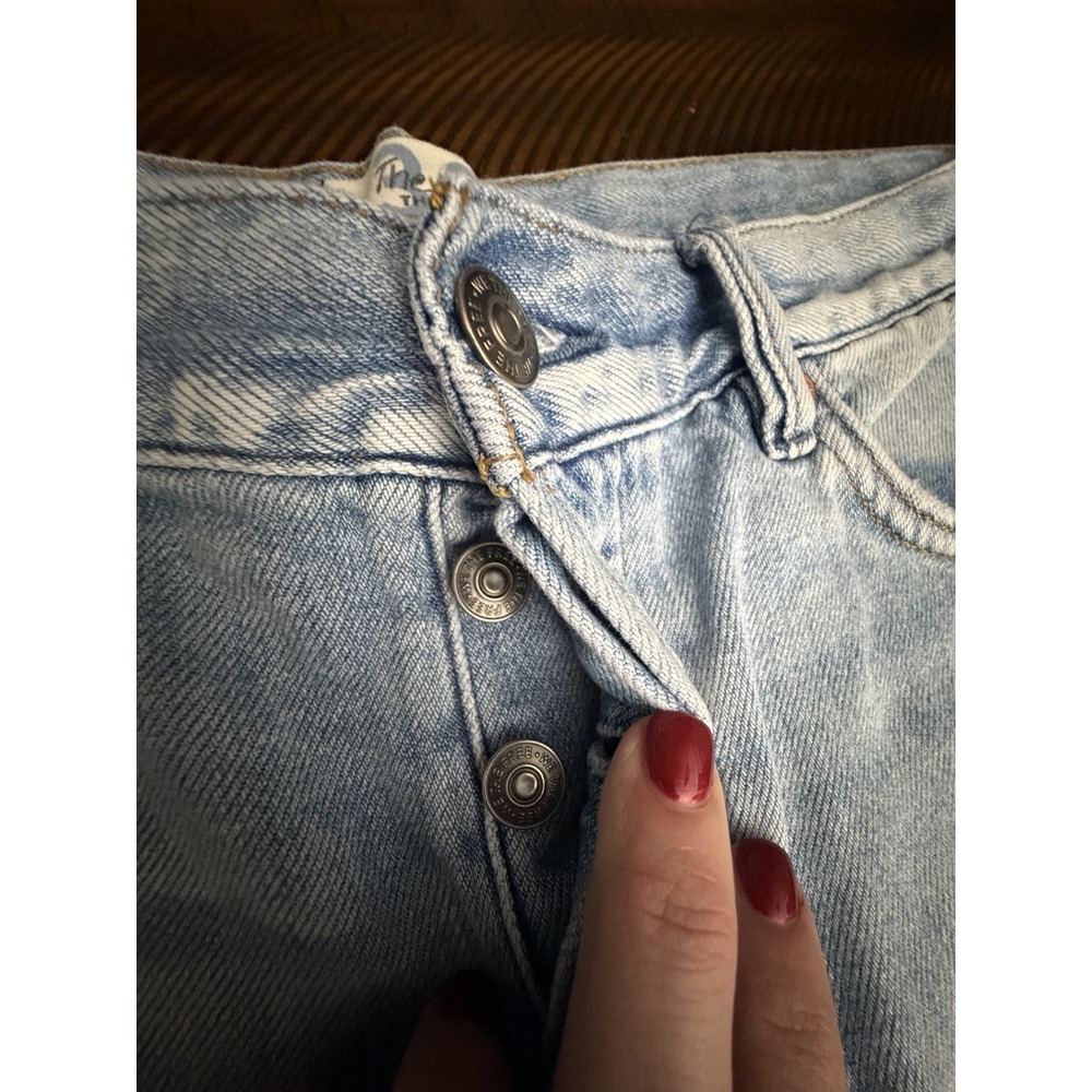 We The Free Shorts Free People 30 Distressed Cutoff Denim High Button Fly HH11-3 - Picture 4 of 9